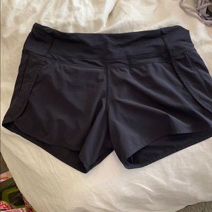 Lululemom black speed shorts